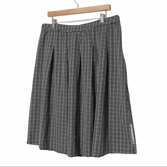 NY Collection Pleated Check Skirt - Picture 3 of 9